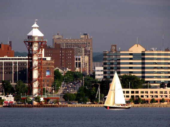 The Avalon Hotel And Conference Center Erie Exterior photo